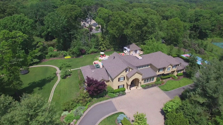 Centre Island $3,900,000